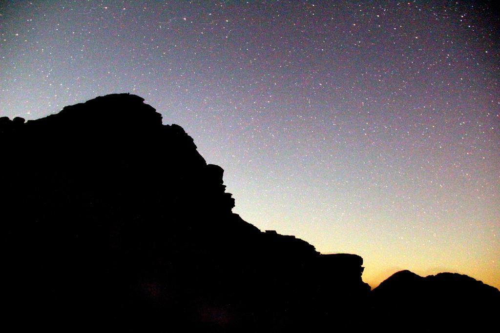 Wadi Rum Sleep Under The Stars Exterior photo